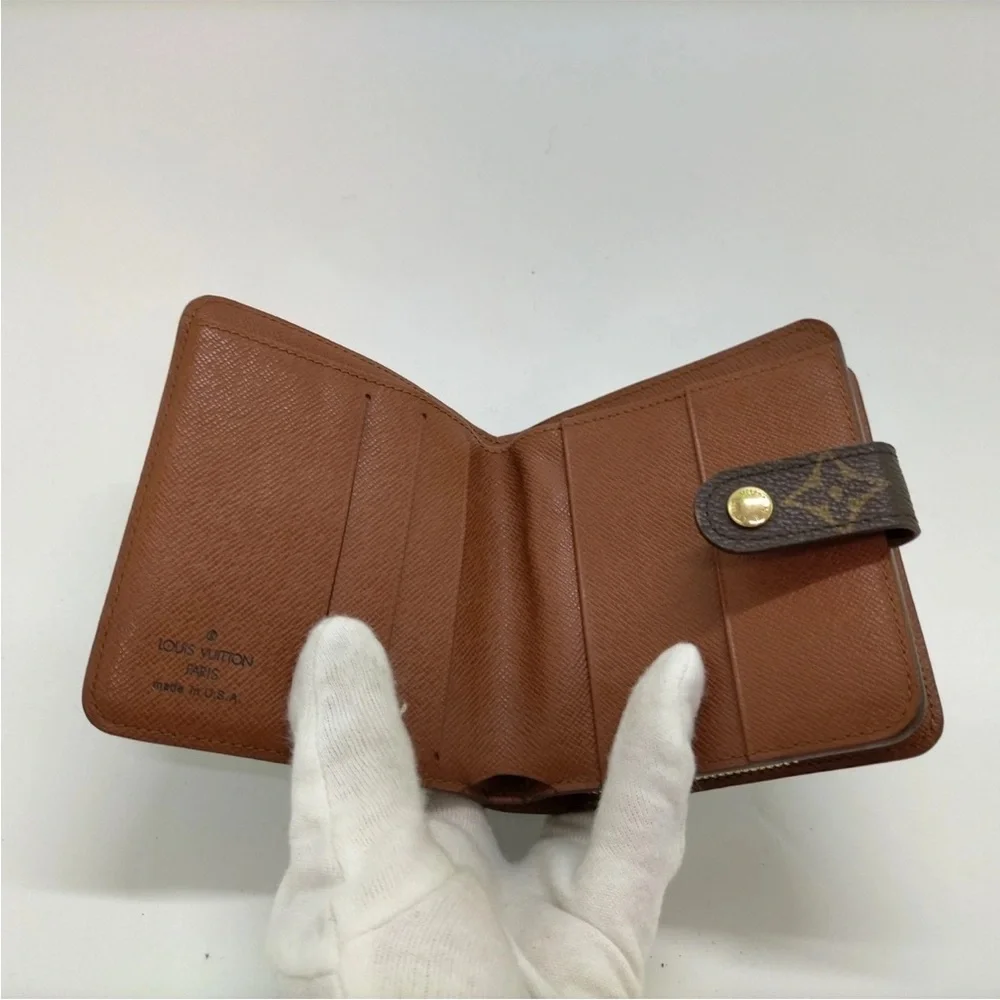 Louis Vuitton Monogram Wallet